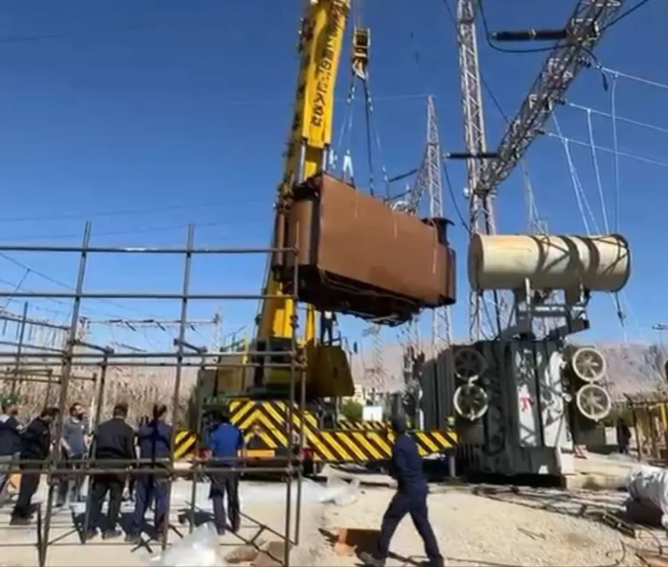 جابه‌جایی بخش فعال ترانس در پروژهٔ تعمیر و نگهداری.